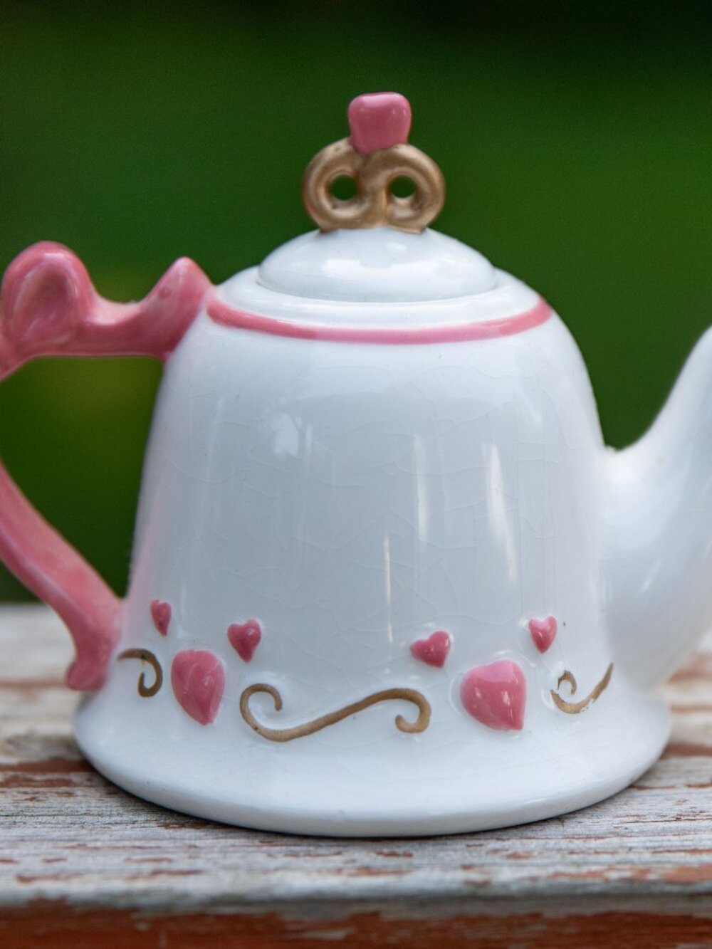 Oneida Valentines Heart Small Ceramic Vintage Teapot
